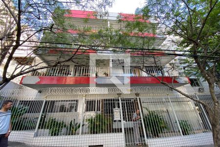 Apartamento à venda com 70m², 2 quartos e 1 vagaFachada