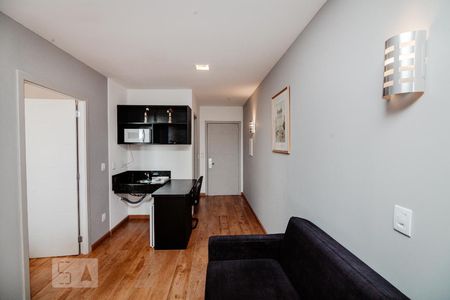 Sala de kitnet/studio para alugar com 1 quarto, 41m² em Petrópolis, Porto Alegre