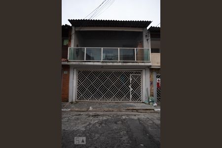Casa para alugar com 75m², 2 quartos e 1 vagaFachada