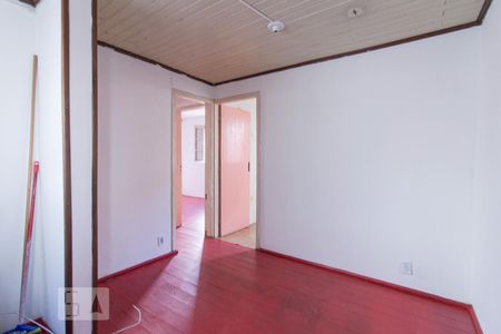 Sala de apartamento para alugar com 2 quartos, 43m² em Rubem Berta, Porto Alegre