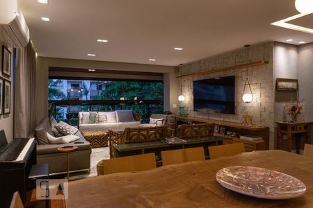 Apartamento à venda com 170m², 4 quartos e 3 vagas Apartamento à venda com 170m², 4 quartos e 3 vagasSala