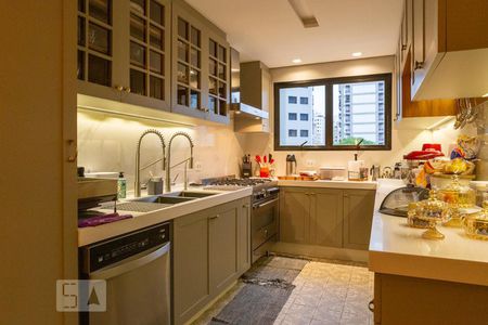 Apartamento à venda com 170m², 4 quartos e 3 vagas Apartamento à venda com 170m², 4 quartos e 3 vagasCozinha