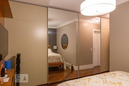 Apartamento à venda com 170m², 4 quartos e 3 vagas Apartamento à venda com 170m², 4 quartos e 3 vagasSuíte 1