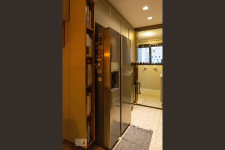 Apartamento à venda com 170m², 4 quartos e 3 vagas Apartamento à venda com 170m², 4 quartos e 3 vagasCozinha