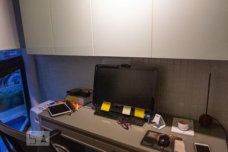 Apartamento à venda com 170m², 4 quartos e 3 vagas Apartamento à venda com 170m², 4 quartos e 3 vagasSacada da Suíte 1