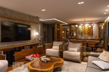 Apartamento à venda com 170m², 4 quartos e 3 vagas Apartamento à venda com 170m², 4 quartos e 3 vagasSala