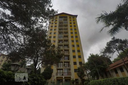 Apartamento para alugar com 56m², 2 quartos e 1 vaga Apartamento para alugar com 56m², 2 quartos e 1 vagaFachada