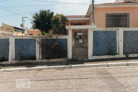 Casa à venda com 231m², 3 quartos e 1 vagaFachada