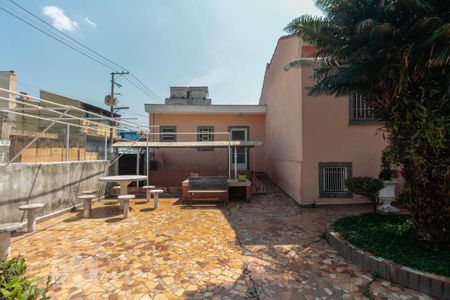 Casa à venda com 231m², 3 quartos e 1 vagaQuintal
