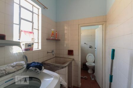 Casa à venda com 231m², 3 quartos e 1 vagaÁrea de serviço