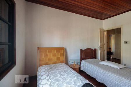 Casa à venda com 231m², 3 quartos e 1 vagaQuarto 2