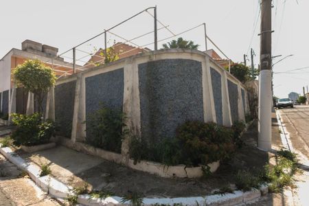 Casa à venda com 231m², 3 quartos e 1 vagaFachada