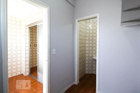 Apartamento à venda com 118m², 3 quartos e 3 vagas Apartamento à venda com 118m², 3 quartos e 3 vagasQuarto de Serviço