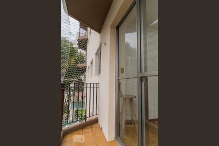 Varanda de apartamento para alugar com 3 quartos, 60m² em Parque Imperial, São Paulo