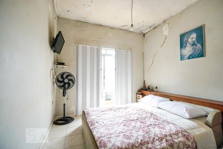 Casa à venda com 300m², 6 quartos e 3 vagasQuarto 01