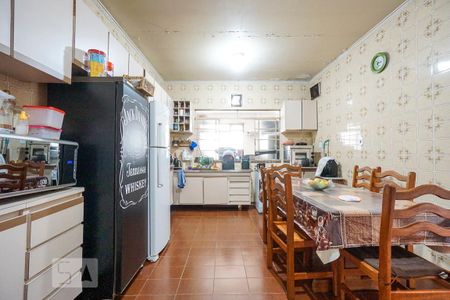 Casa à venda com 300m², 6 quartos e 3 vagasCozinha