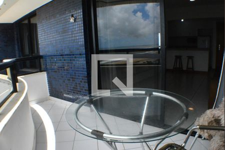 Área com varanda e vista para o mar de apartamento para alugar com 1 quarto, 60m² em Armação, Salvador