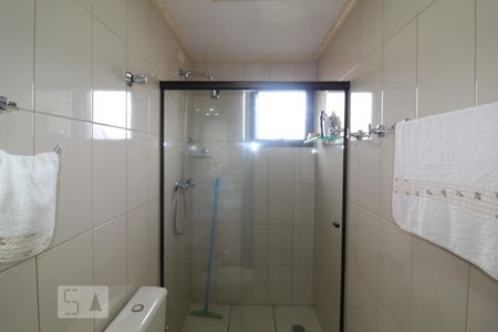 Apartamento à venda com 120m², 3 quartos e 3 vagasBanheiro 2 social