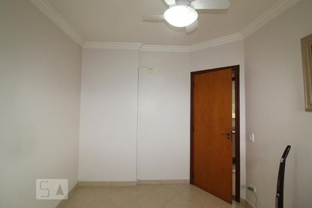 Apartamento à venda com 120m², 3 quartos e 3 vagasQuarto 3