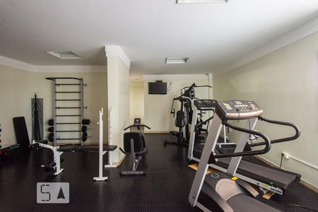 Apartamento à venda com 120m², 3 quartos e 3 vagas Apartamento à venda com 120m², 3 quartos e 3 vagasÁrea comum - Academia