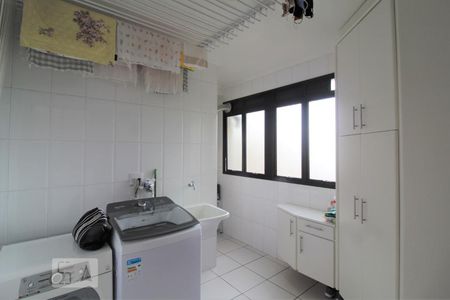 Apartamento à venda com 120m², 3 quartos e 3 vagasÁrea serviço