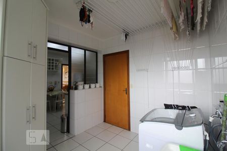Apartamento à venda com 120m², 3 quartos e 3 vagasÁrea serviço