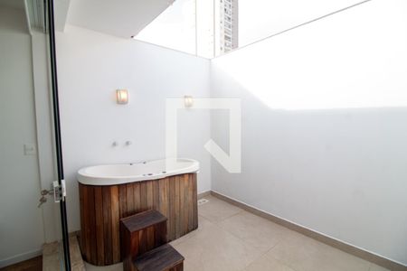 Casa à venda com 170m², 3 quartos e 1 vaga Casa à venda com 170m², 3 quartos e 1 vagaVaranda - Quarto 2