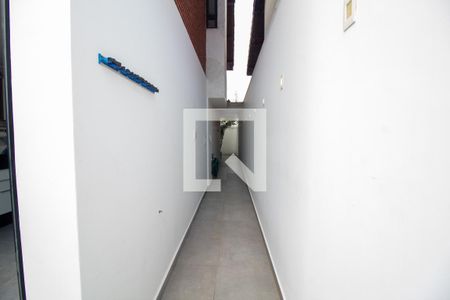 Casa à venda com 170m², 3 quartos e 1 vaga Casa à venda com 170m², 3 quartos e 1 vagaCorredor