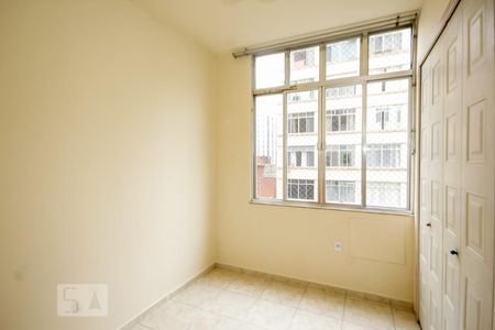 Quarto 1 de apartamento para alugar com 1 quarto, 45m² em Copacabana, Rio de Janeiro