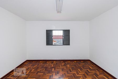 QUARTO 1 de casa para alugar com 3 quartos, 180m² em Vila dos Remédios, São Paulo
