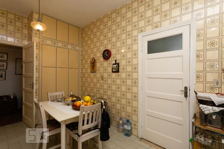 Apartamento à venda com 126m², 3 quartos e sem vaga Apartamento à venda com 126m², 3 quartos e sem vagaCozinha