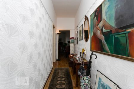 Corredor de apartamento para alugar com 3 quartos, 126m² em Cerqueira César, São Paulo