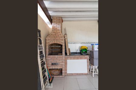 Casa à venda com 198m², 3 quartos e 2 vagasChurrasqueira