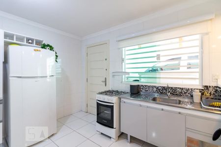 Casa à venda com 198m², 3 quartos e 2 vagasCozinha