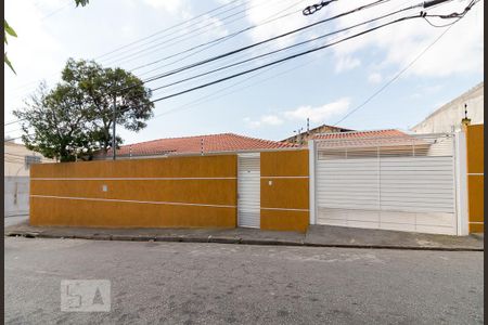 Casa à venda com 198m², 3 quartos e 2 vagasFachada da casa