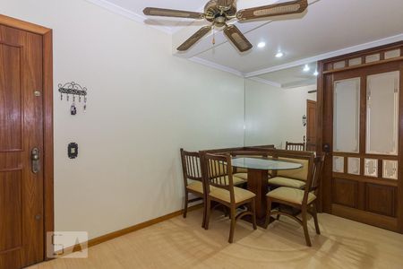 Sala de apartamento à venda com 2 quartos, 75m² em Boa Vista, Porto Alegre