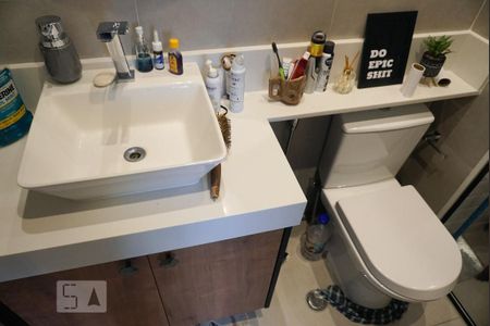 Apartamento à venda com 120m², 2 quartos e 2 vagasBanheiro Social