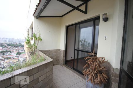 Apartamento à venda com 150m², 3 quartos e 2 vagasVaranda