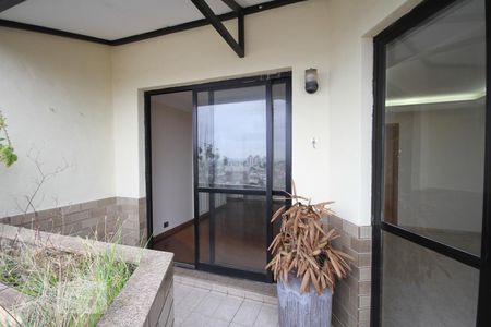 Apartamento à venda com 150m², 3 quartos e 2 vagasVaranda