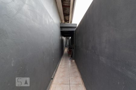 Corredor Externo de casa à venda com 3 quartos, 140m² em Vila Cruz das Almas, São Paulo