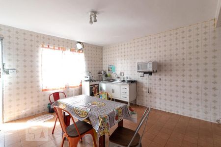 Casa à venda com 140m², 3 quartos e 6 vagasCozinha