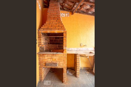 Casa à venda com 199m², 3 quartos e 4 vagasChurrasqueira