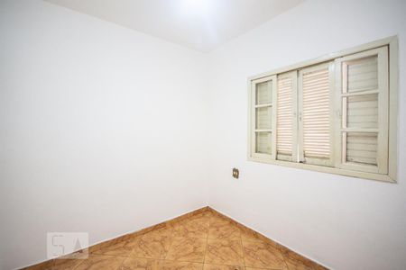 Casa à venda com 199m², 3 quartos e 4 vagasQuarto 2