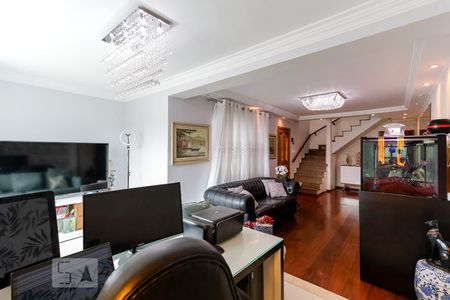 Sala de casa à venda com 3 quartos, 250m² em Parque Vitória, São Paulo