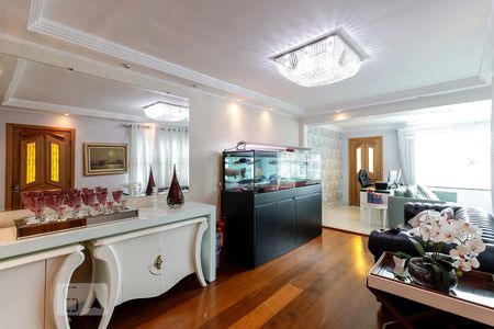 Sala de casa à venda com 3 quartos, 250m² em Parque Vitória, São Paulo