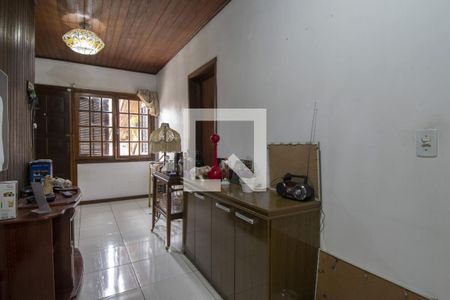 Sala de casa à venda com 4 quartos, 223m² em Jardim Itu Sabará, Porto Alegre