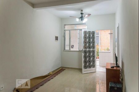 Sala 1 de casa para alugar com 4 quartos, 180m² em Maracanã, Rio de Janeiro