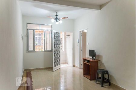 Sala 1 de casa para alugar com 4 quartos, 180m² em Maracanã, Rio de Janeiro