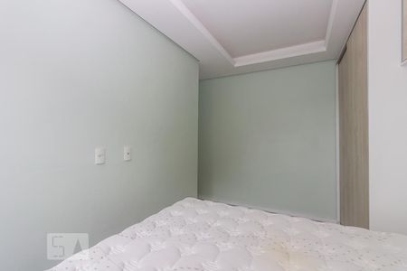 Quarto de apartamento à venda com 2 quartos, 49m² em Jardim Itu Sabará, Porto Alegre