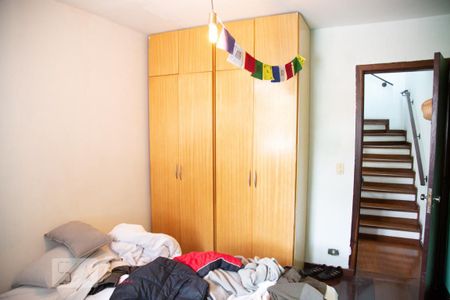 Casa à venda com 347m², 6 quartos e 3 vagassuíte 2